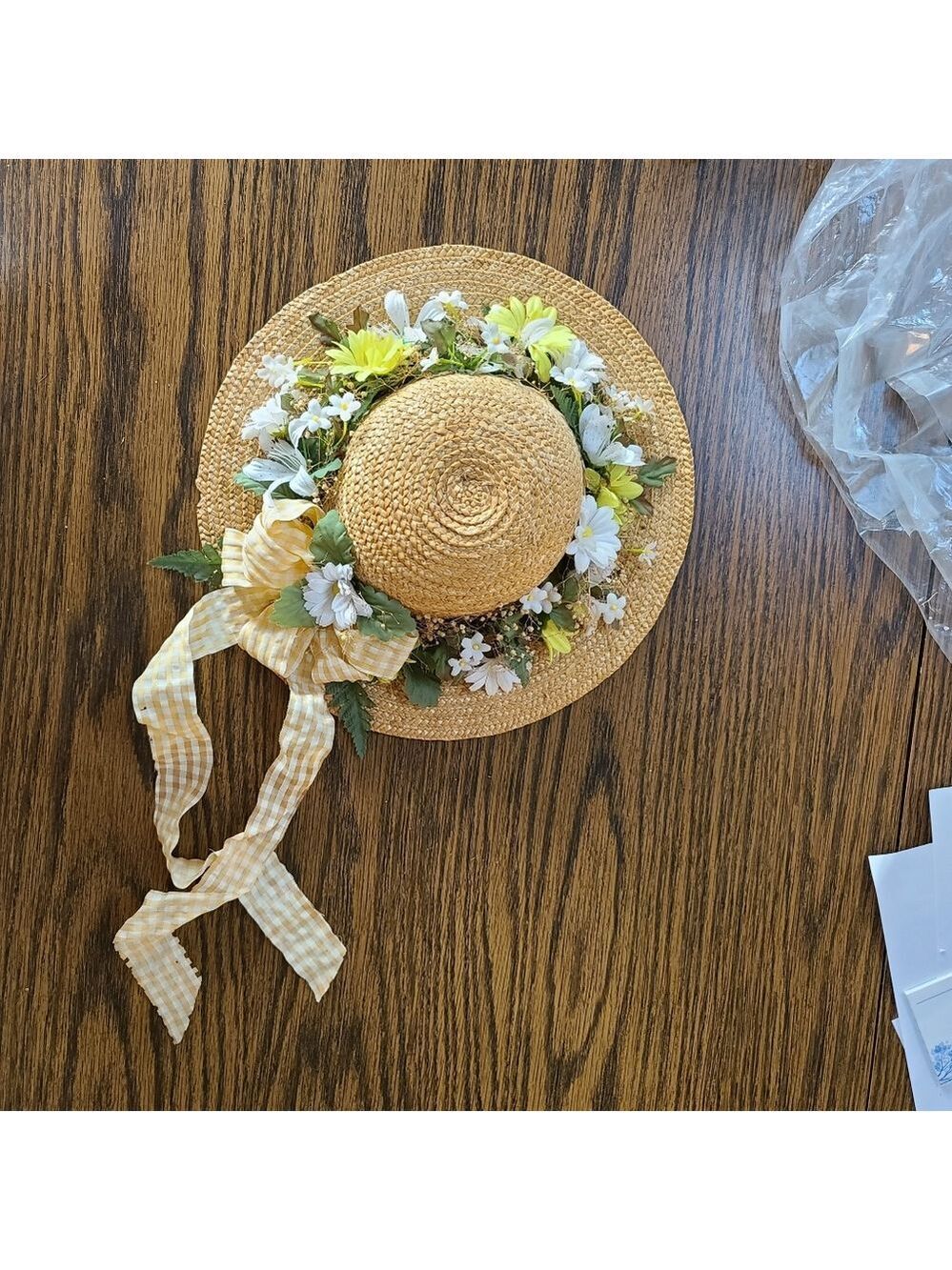 Beautiful Vintage Little Decorative Straw Hat - Picture 2 of 4